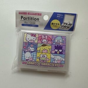 NEW - Sanrio Hello Kitty Partition Pill Case